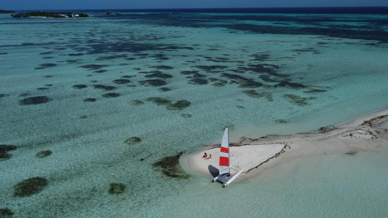 Coral Inn Thulusdhoo Exterior photo